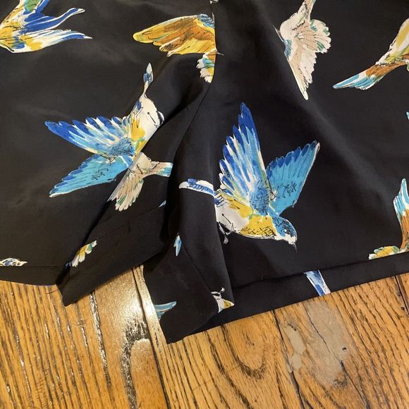 NWT Womans ZARA Tropical Print Shorts Baggy Parrot Size L - Picture 7 of 16